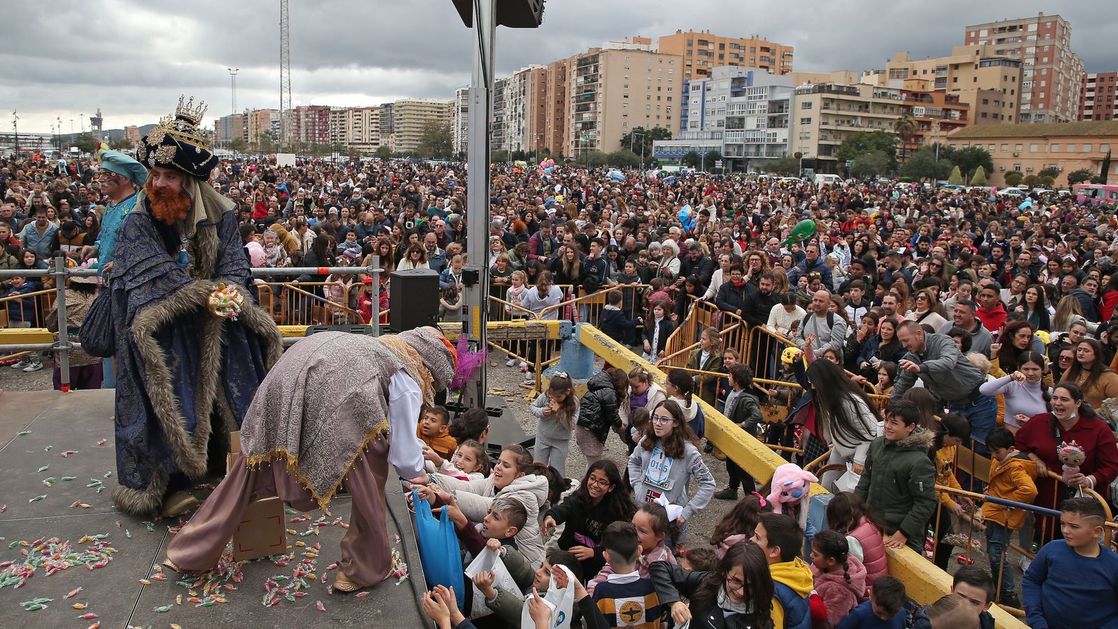 Fotos del arrastre de latas en Algeciras