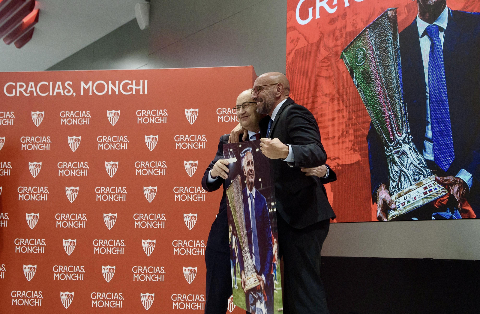 La despedida de Monchi, en imágenes