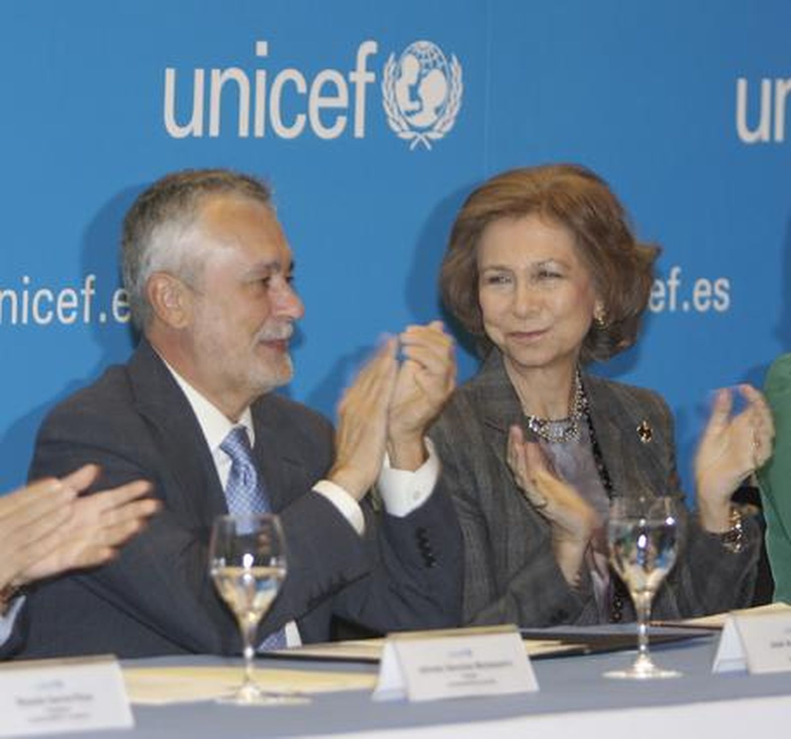 Doña Sofía en la inauguración del III Congreso Internacional de Unicef 'Solidaria@ 2010'.

Foto: José Ángel García