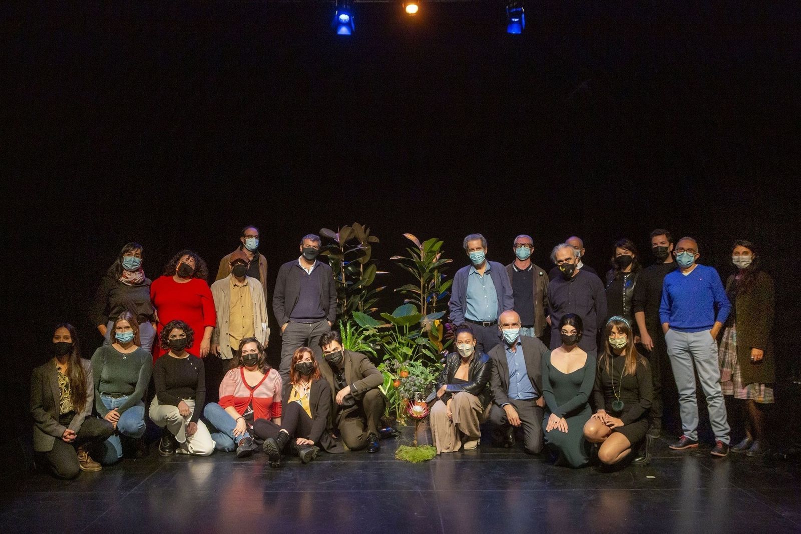 Los organizadores del Fest en el escenario del Teatro La Fundición.