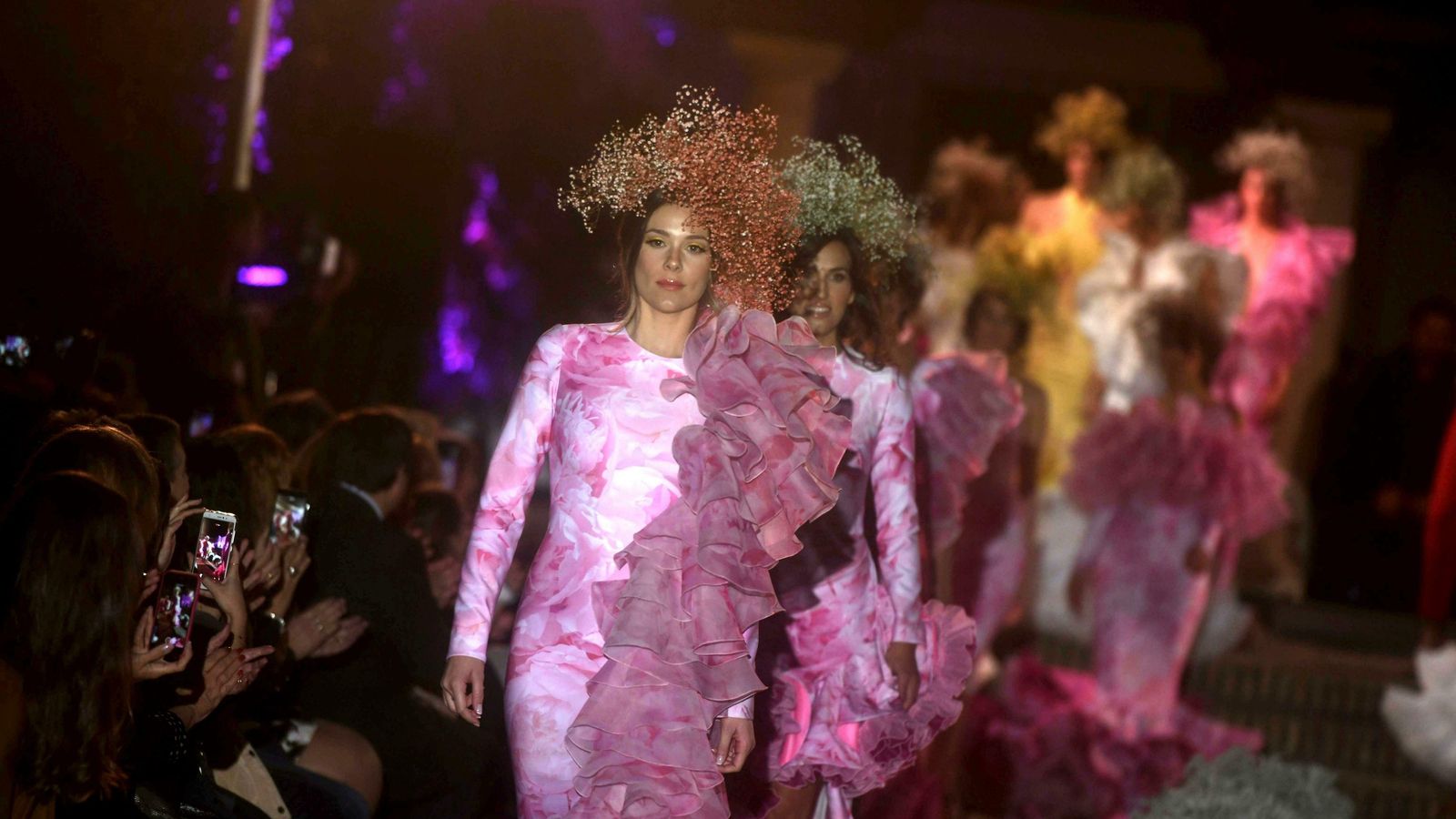 Desfile de Juana Martín en Viana.