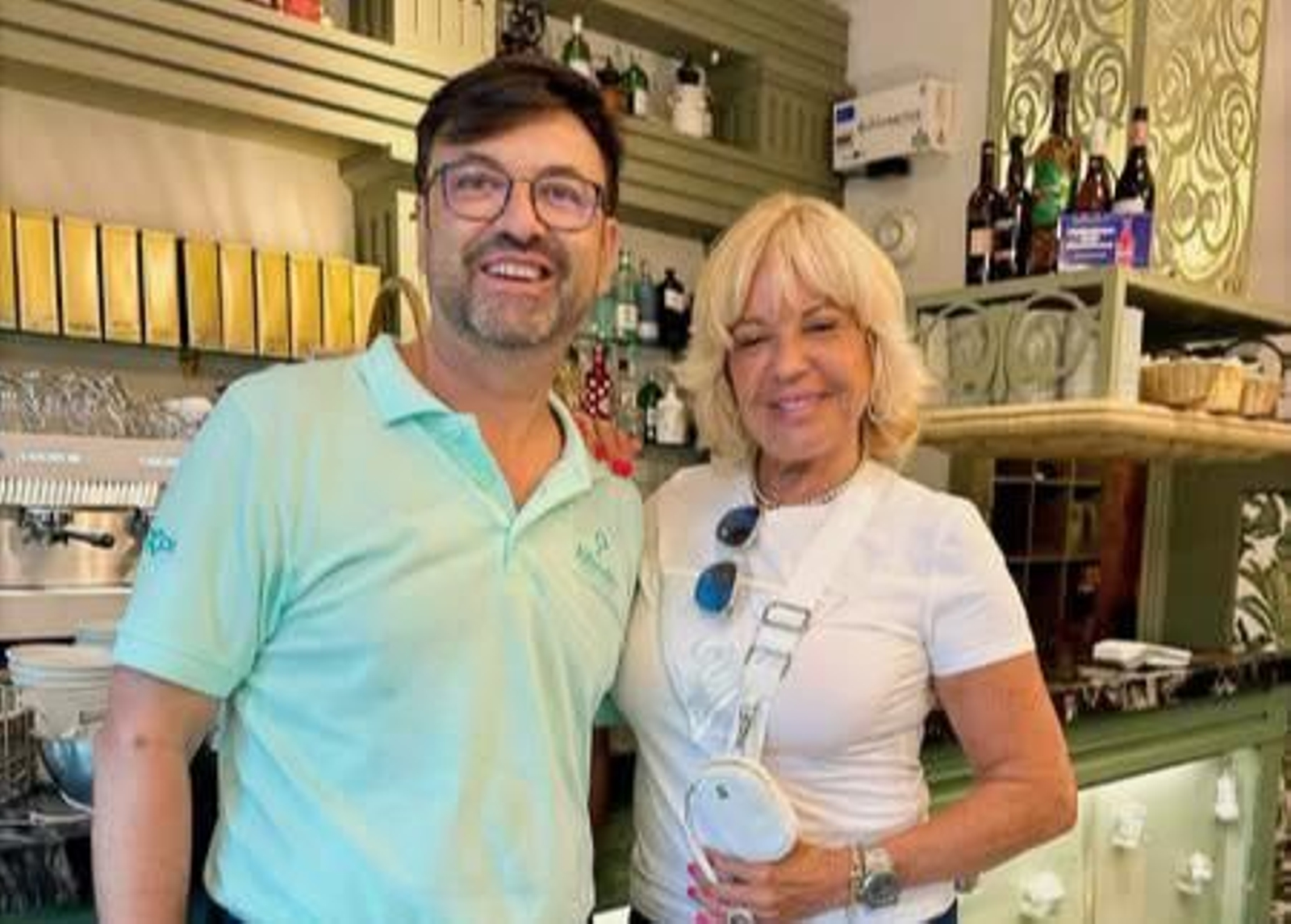 Bárbara Rey junto a Alfredo Carrasco, en Alfredo Café y Copas.