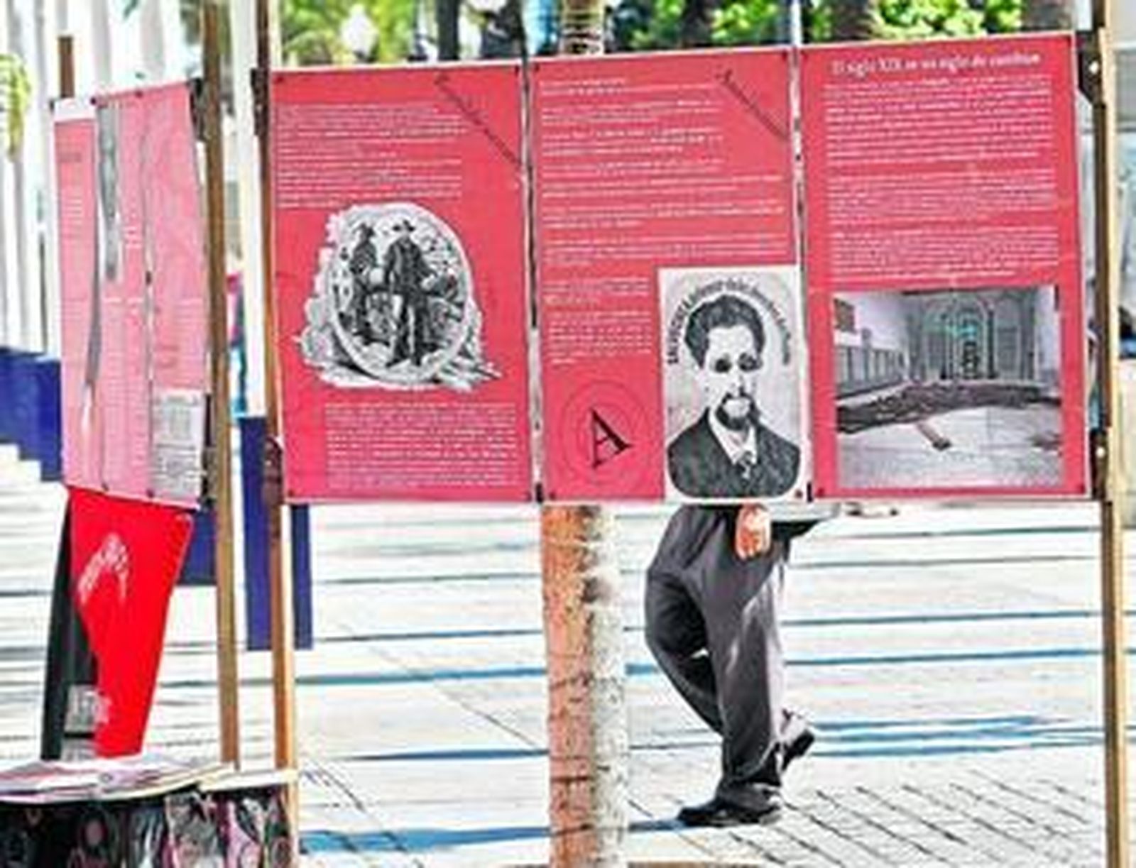 La exposición estuvo ayer en la plaza de San Juan de Dios.