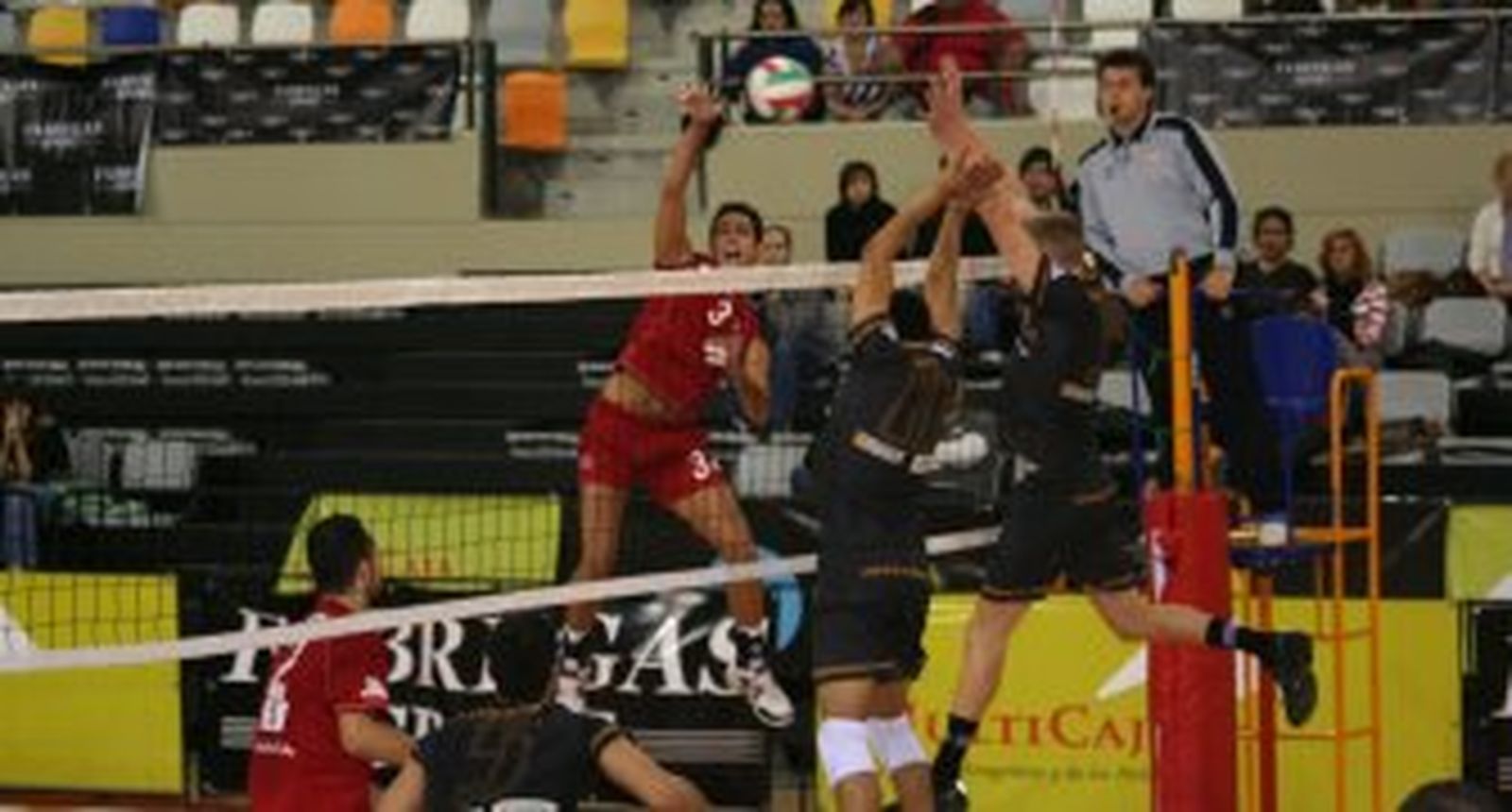 El Unicaja ficha al receptor Sergio Noda