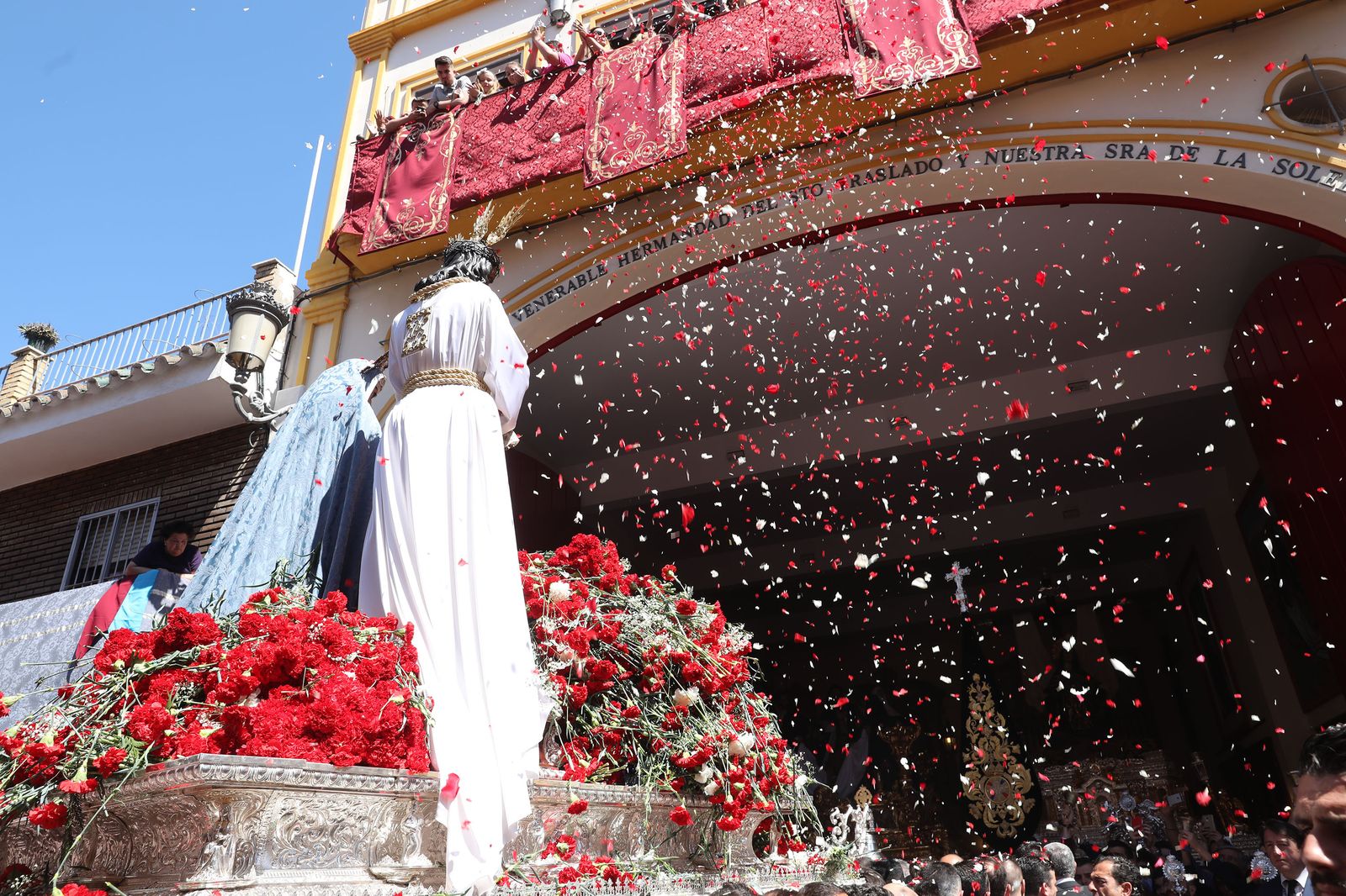 Las fotos del traslado del Cautivo