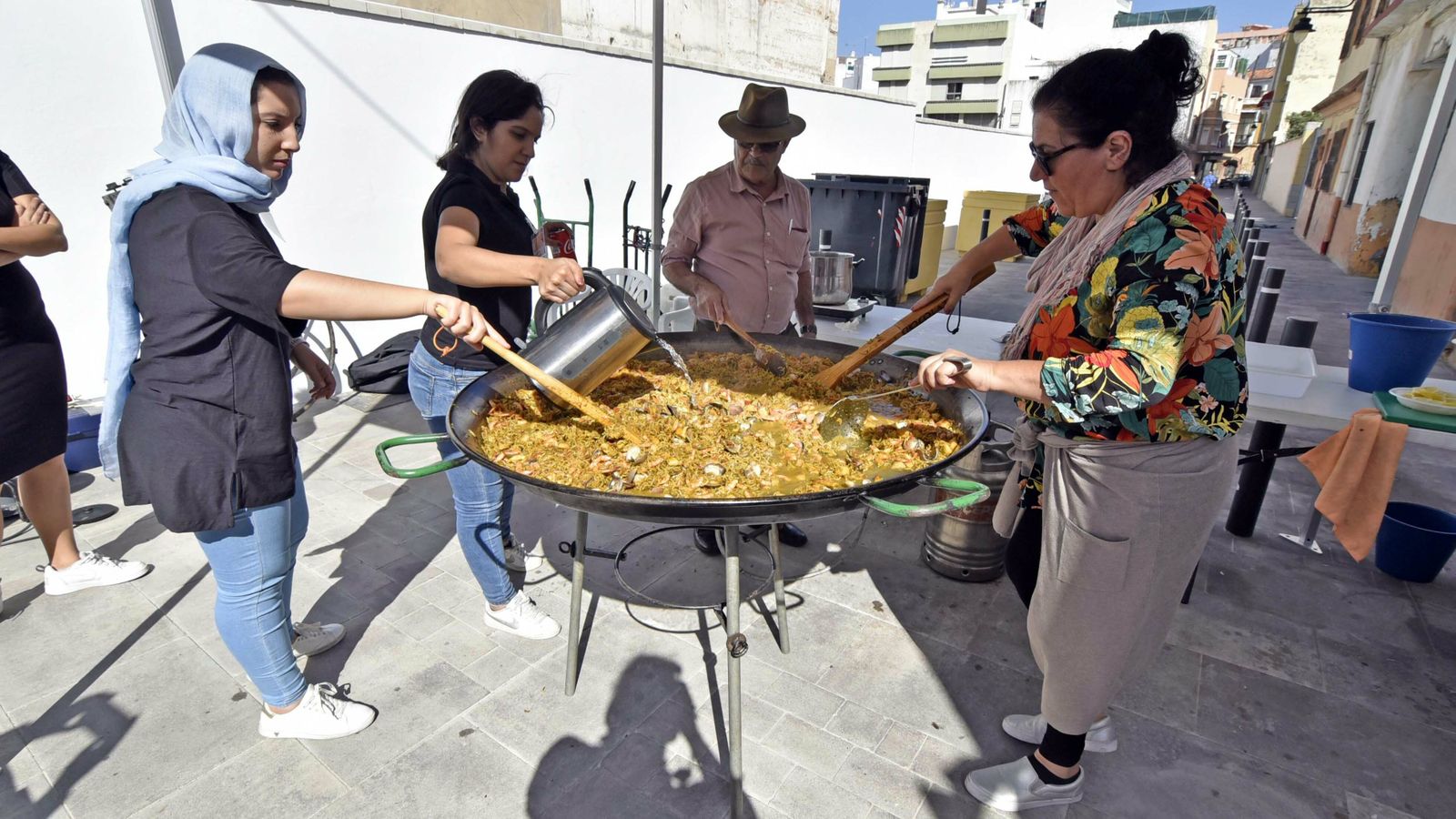 Las fotos de la convivencia un barrio de todos de La Caridad