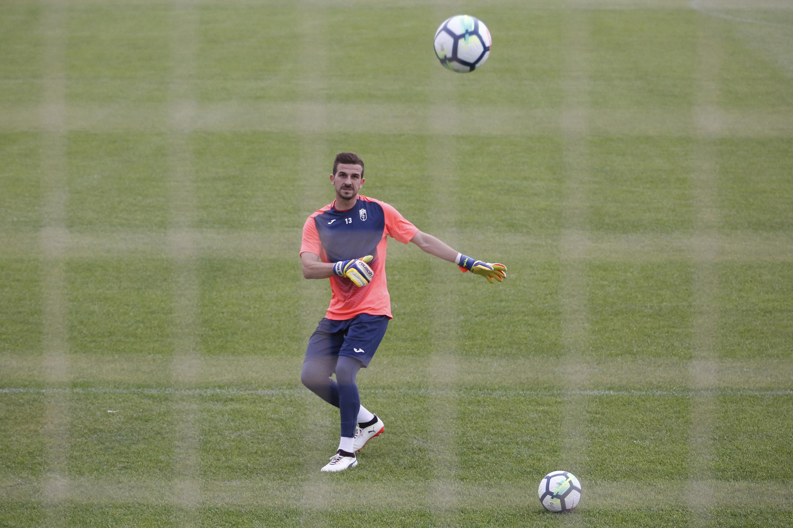 Javi Varas, de 35 años, será uno de los cuatro capitanes del equipo granadinista