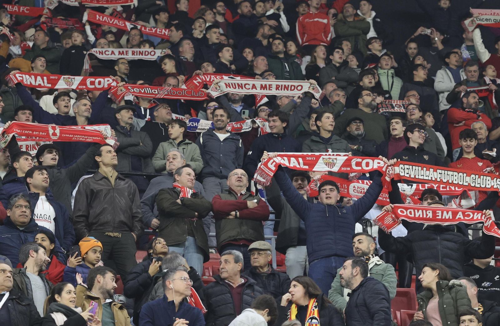 Búscate en el partido Sevilla Valencia
