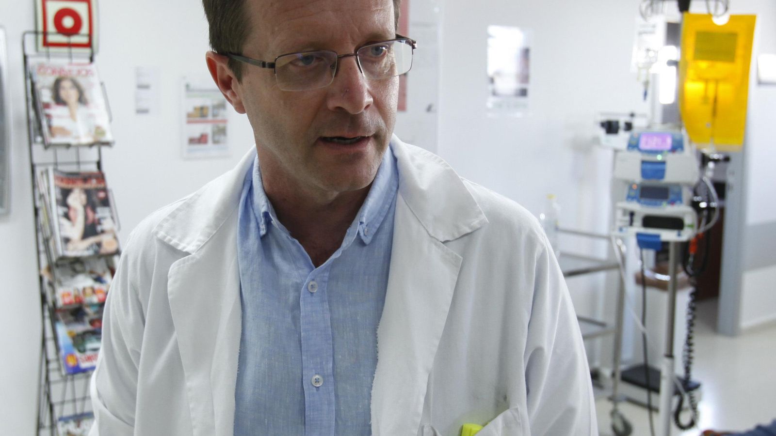 El doctor Manuel Chaves, director de Oncología Médica en el Valme.