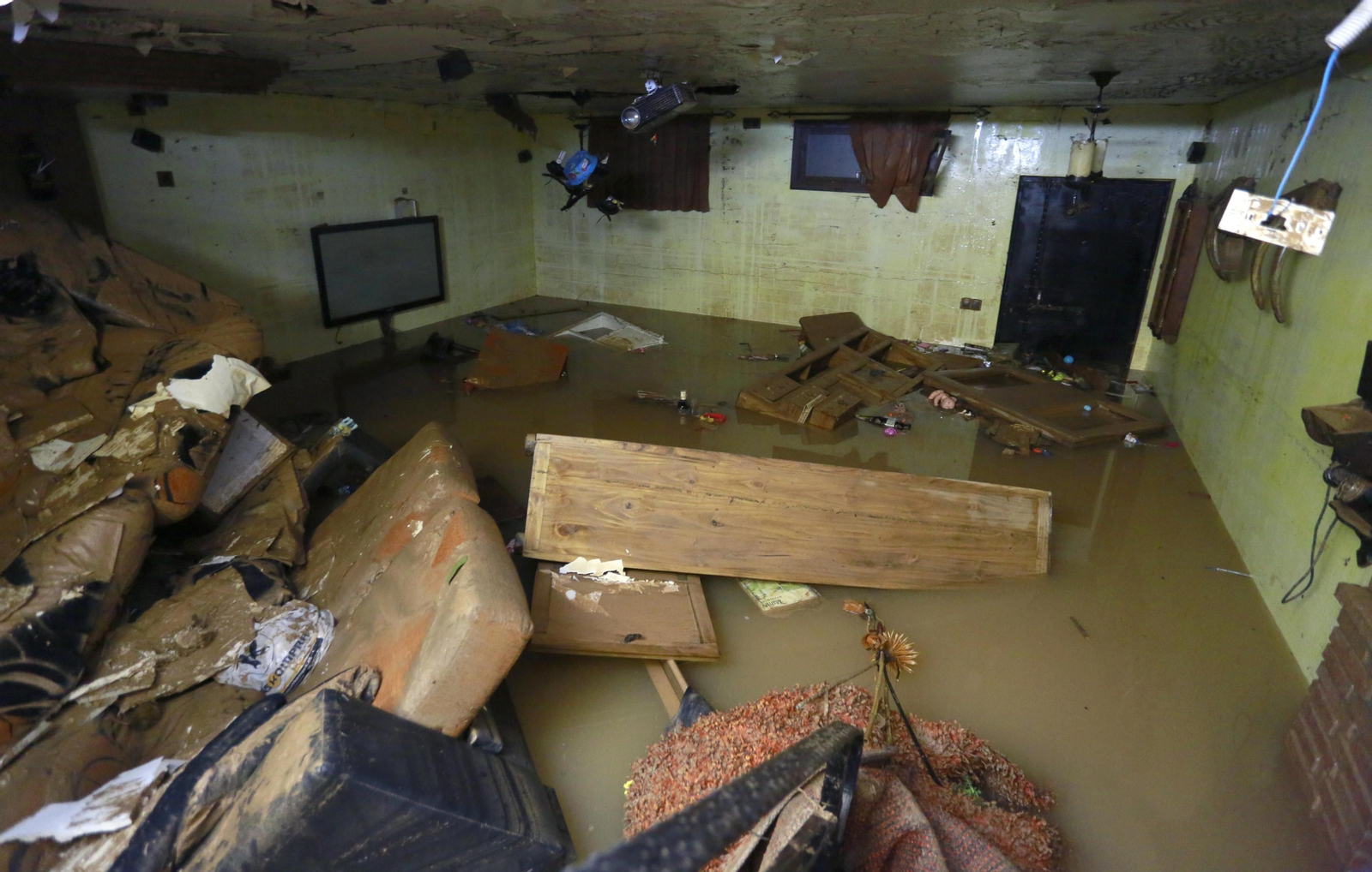 Las fotos de Campanillas un día después de la inundación Las fotos de Campanillas un día después de la inundación