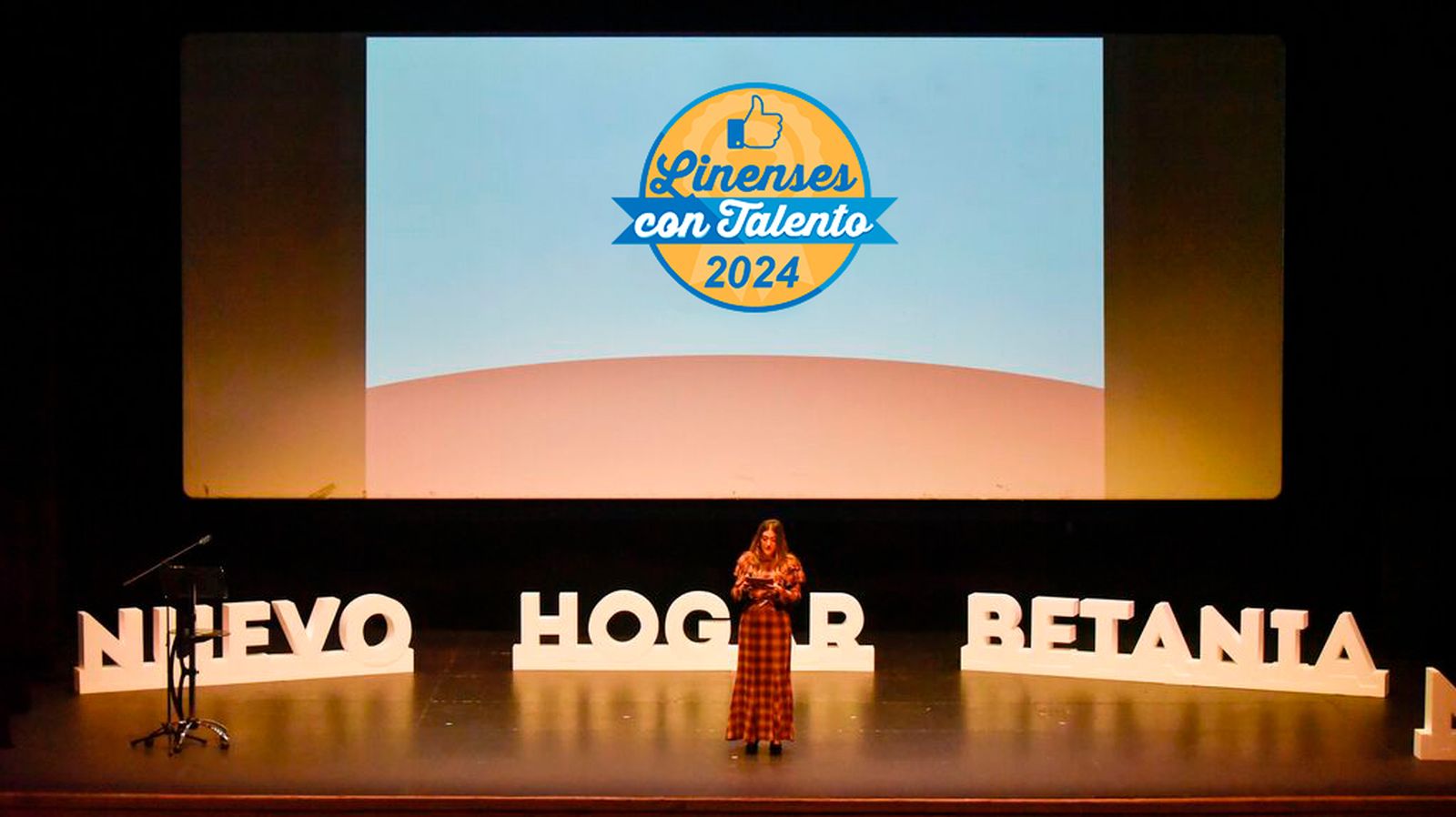 Begoña Arana presenta 'Linenses con talento' 2024.