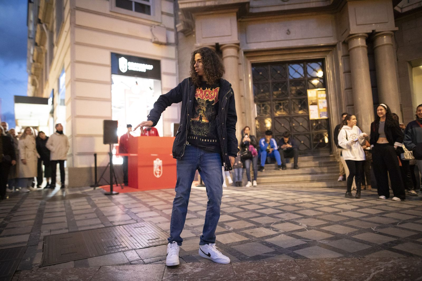 La Noche en Blanco de Granada, en imágenes