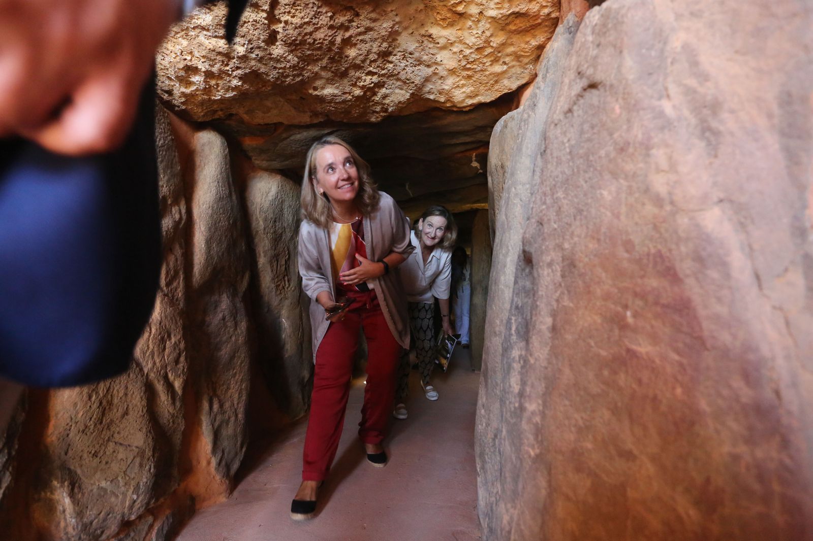 Visita de autoridades al Dolmen de Soto en imágenes