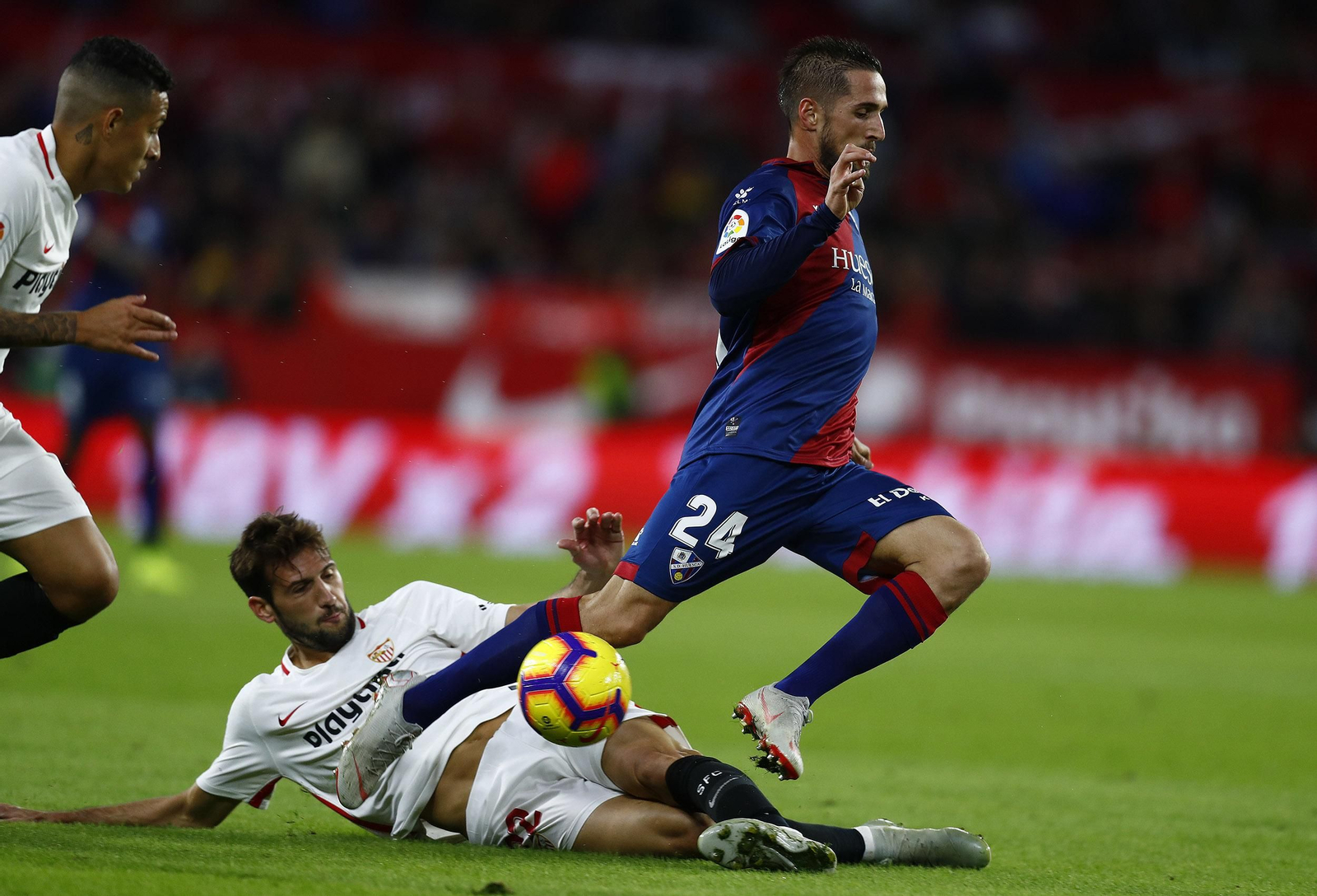 El Sevilla-Huesca, en imágenes