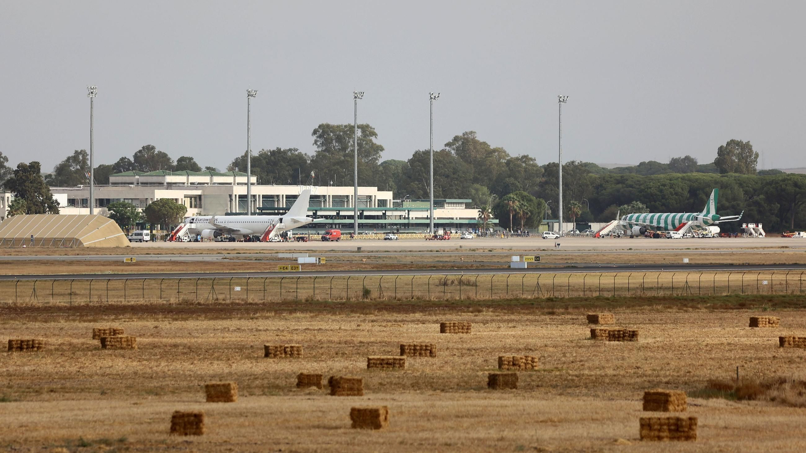 Imagen panorámica de la terminal del Aeropuerto de Jerez.