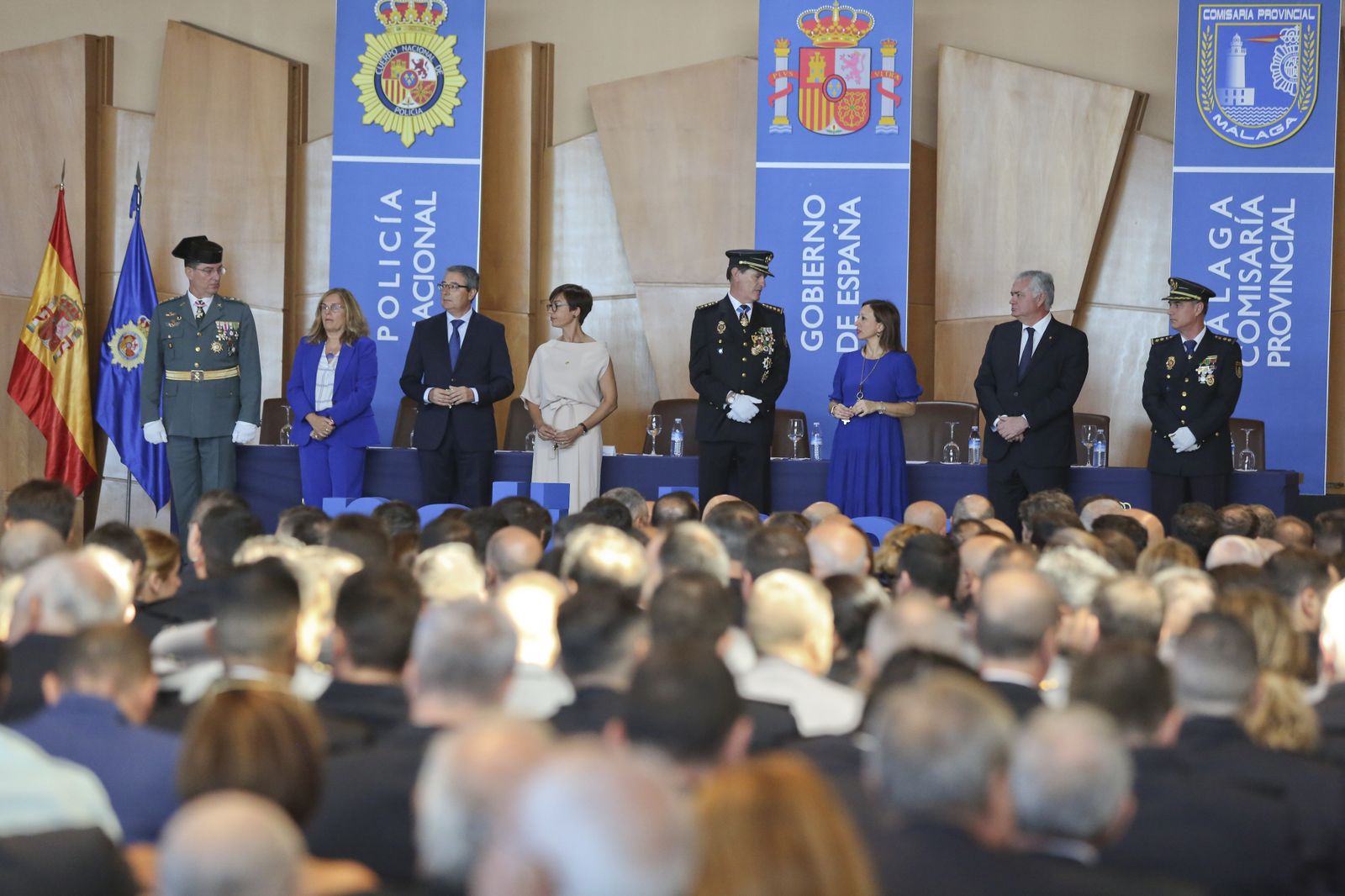 Las fotos del día del patrón de la Policía Nacional en Málaga