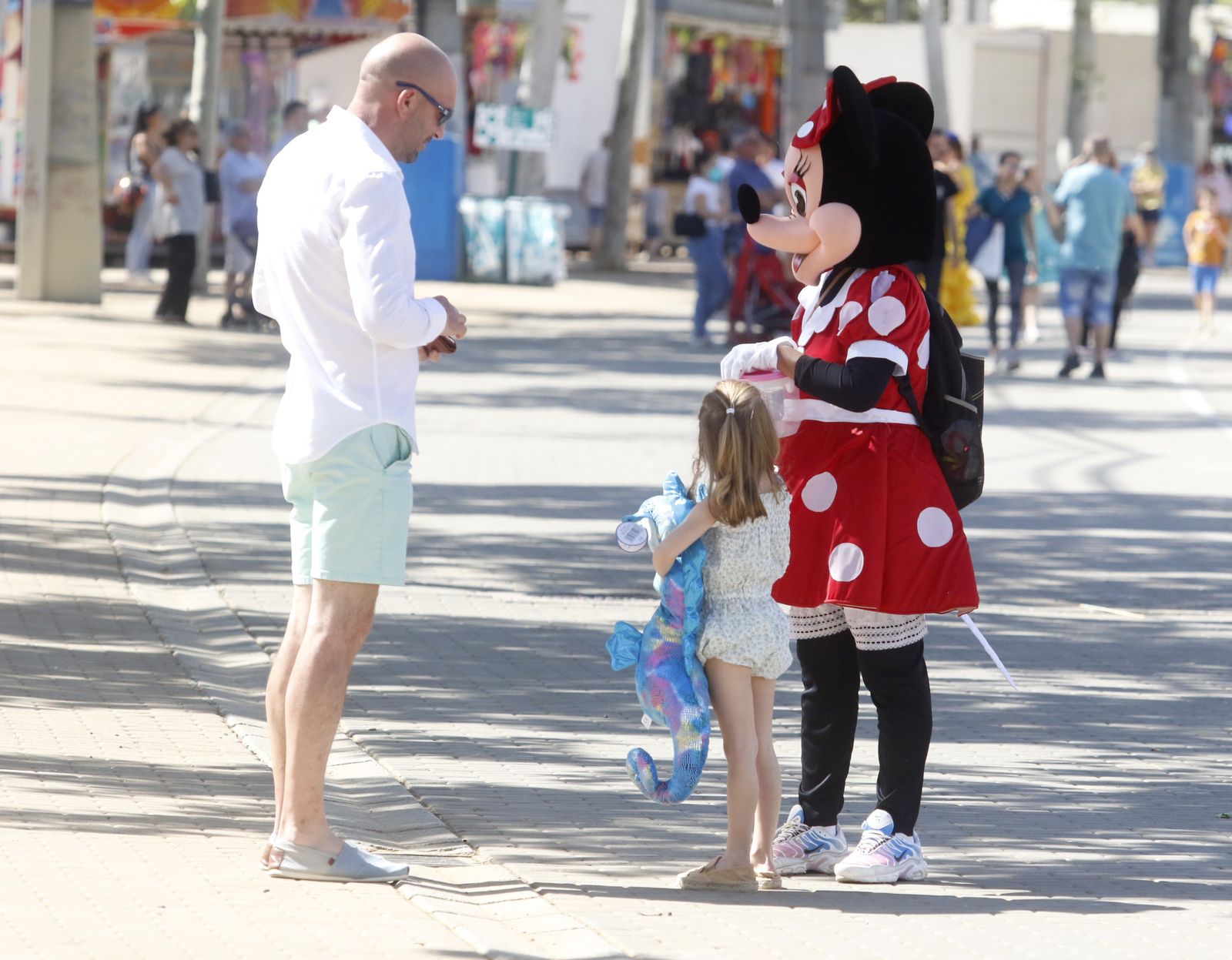 El ambiente del lunes de la Feria de Córdoba, en imágenes