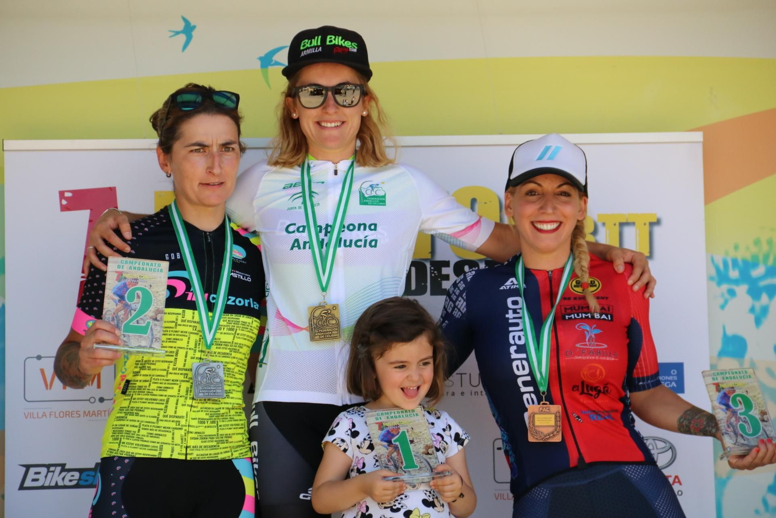Podio femenino del Andaluz de BTT Maratón. Podio femenino del Andaluz de BTT Maratón.