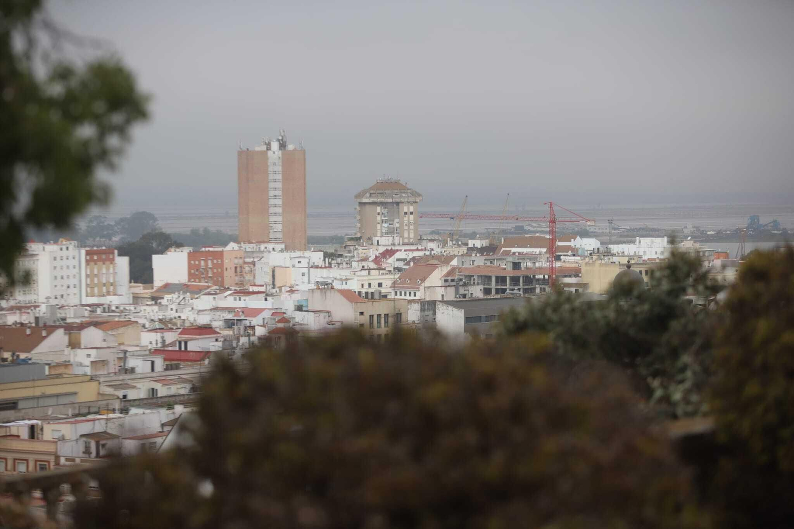 ¿Por qué el cielo de Huelva está completamente gris este miércoles?