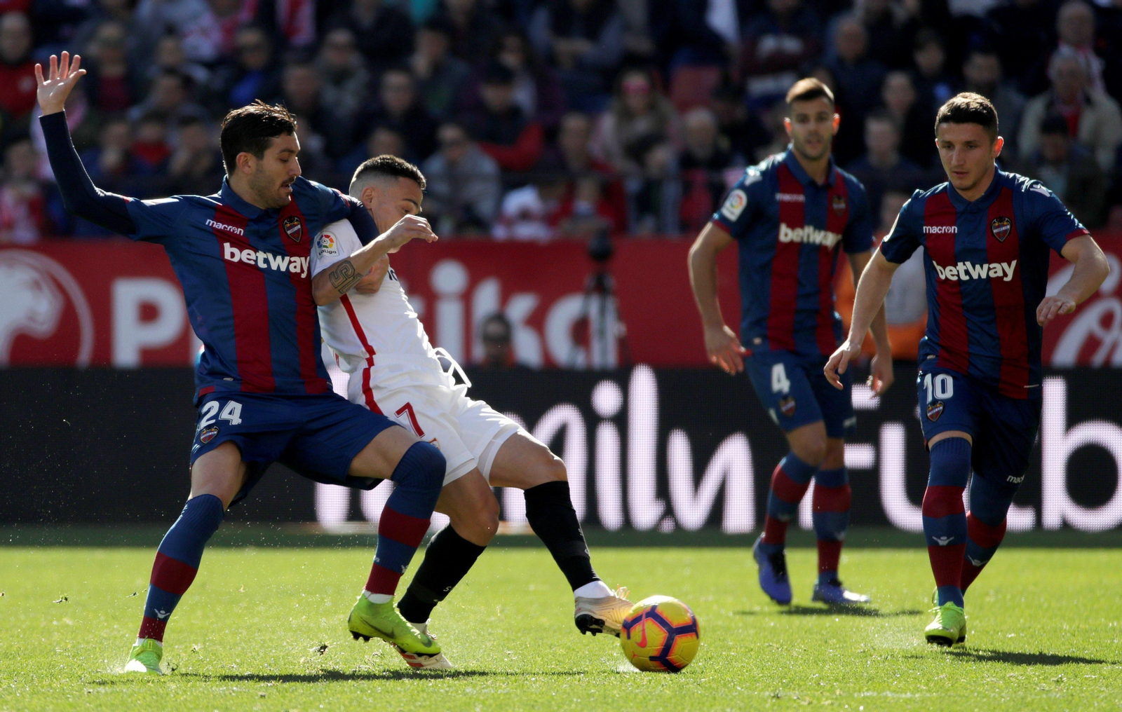 Sevilla-Levante en imágenes