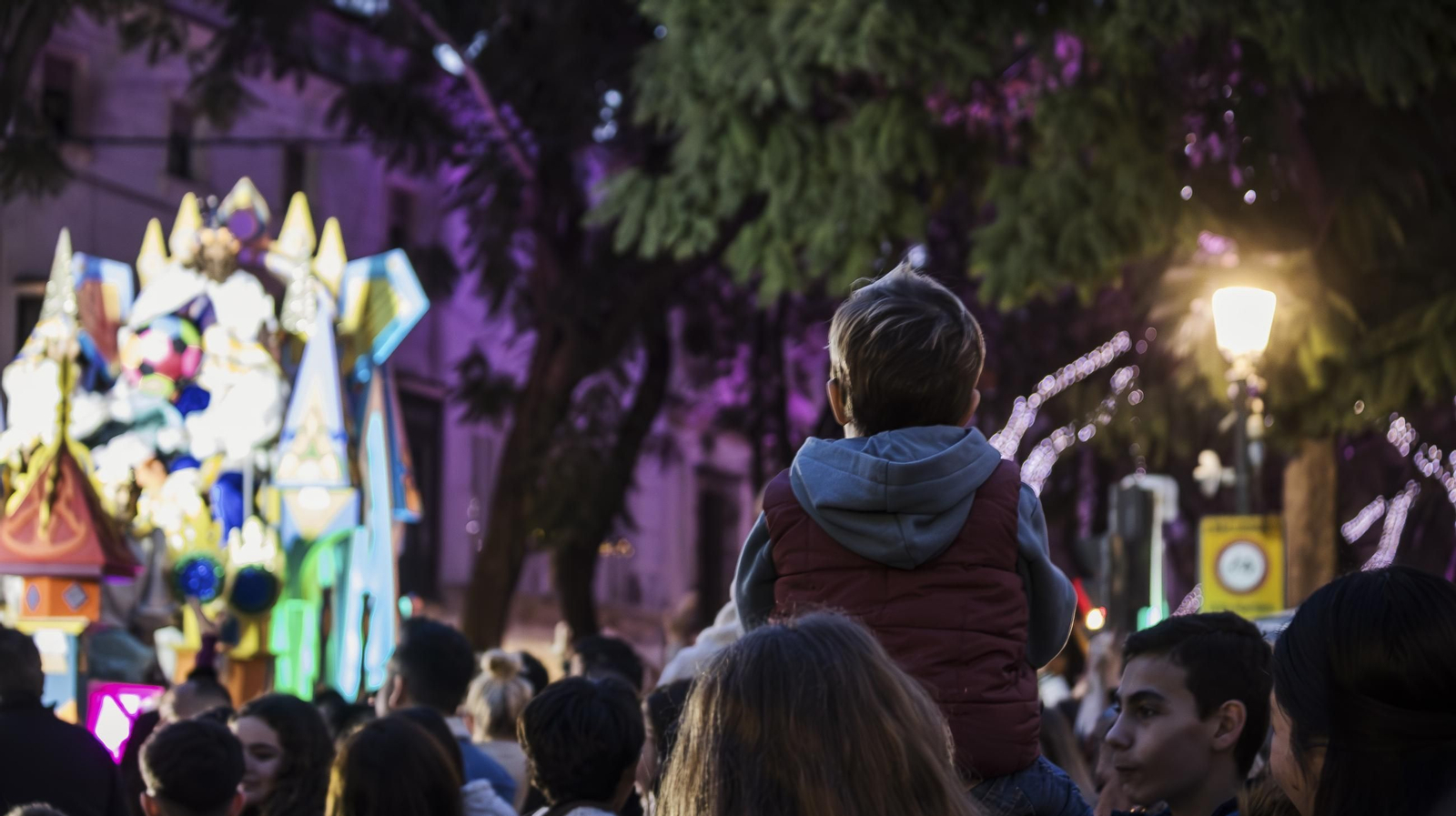 Búscate en la Cabalgata de los Reyes Magos de Jerez 2025