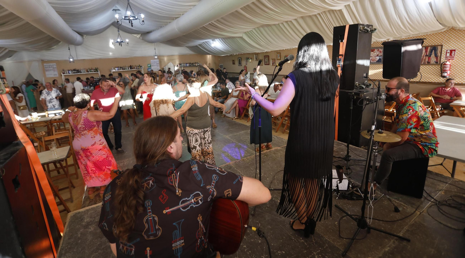 Búscate en las fotos del jueves en la Feria de Tarifa