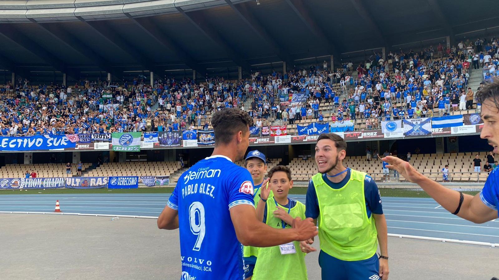 Pablo González celebra el 2-1.