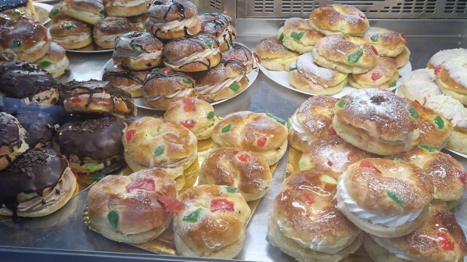 Mini roscones de distintos sabores en Berlín, Jerez.