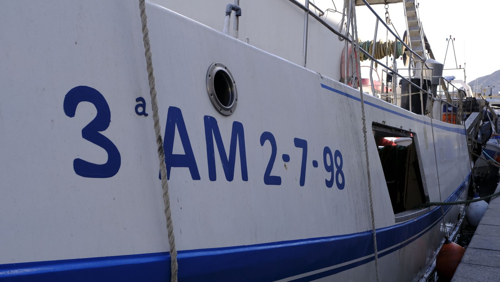 Imágenes de la visita guiada a la Lonja del Puerto Pesquero de Almería