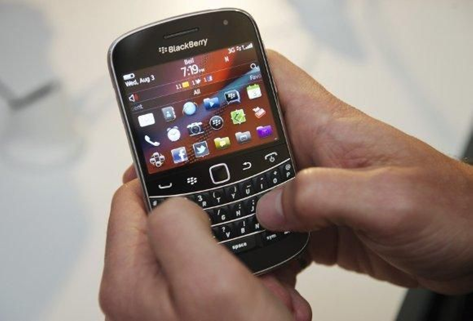 Programas gratis para compensar a los clientes de BlackBerry por el apagón