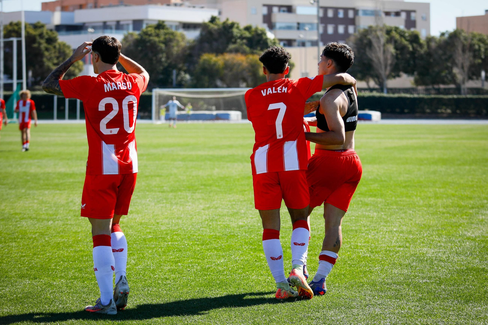 Las imágenes de Segunda RFEF entre Almeria B y recreativo de Granada