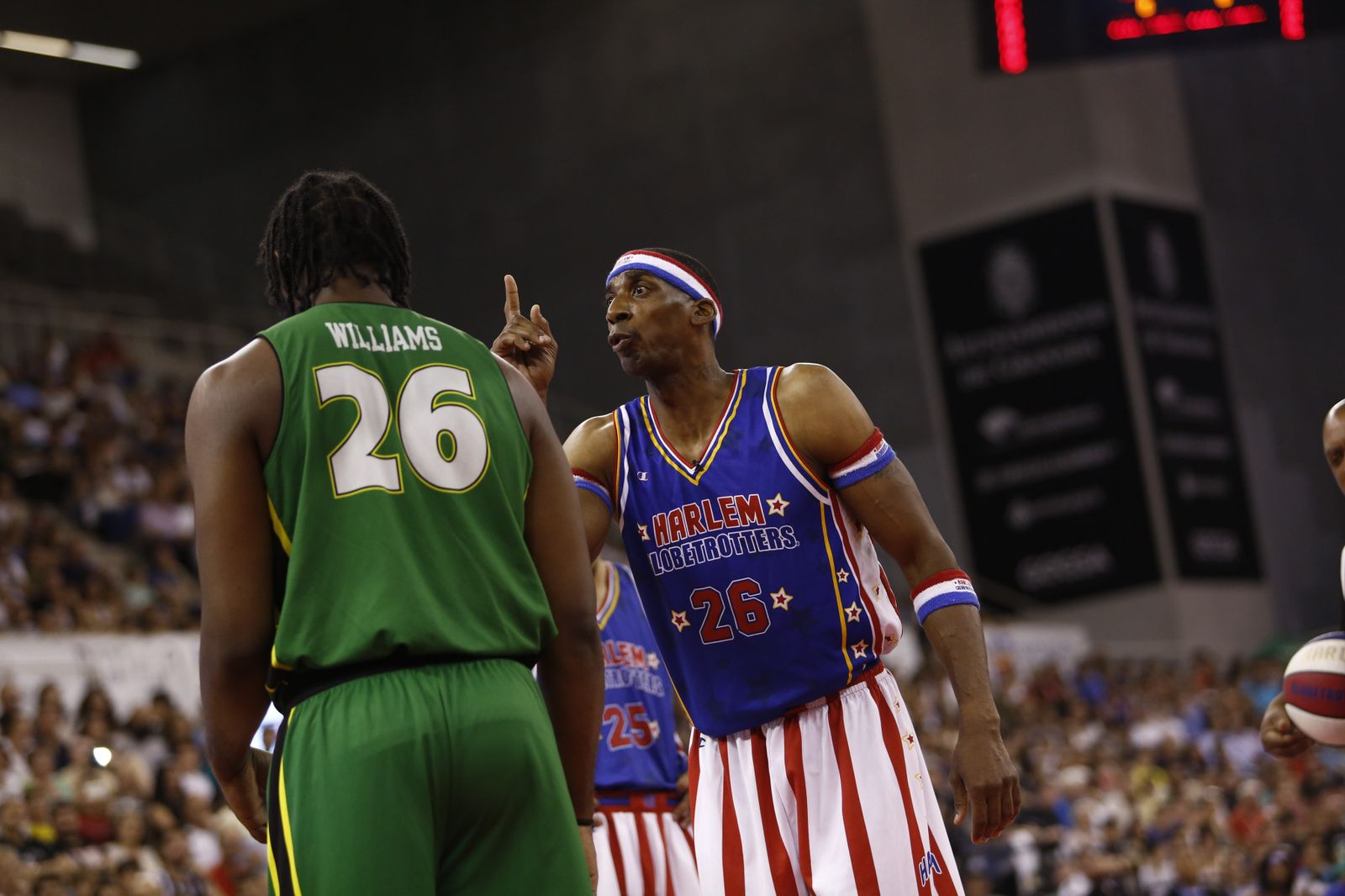 El espectáculo de los Globetrotters inunda el Palacio de Deportes