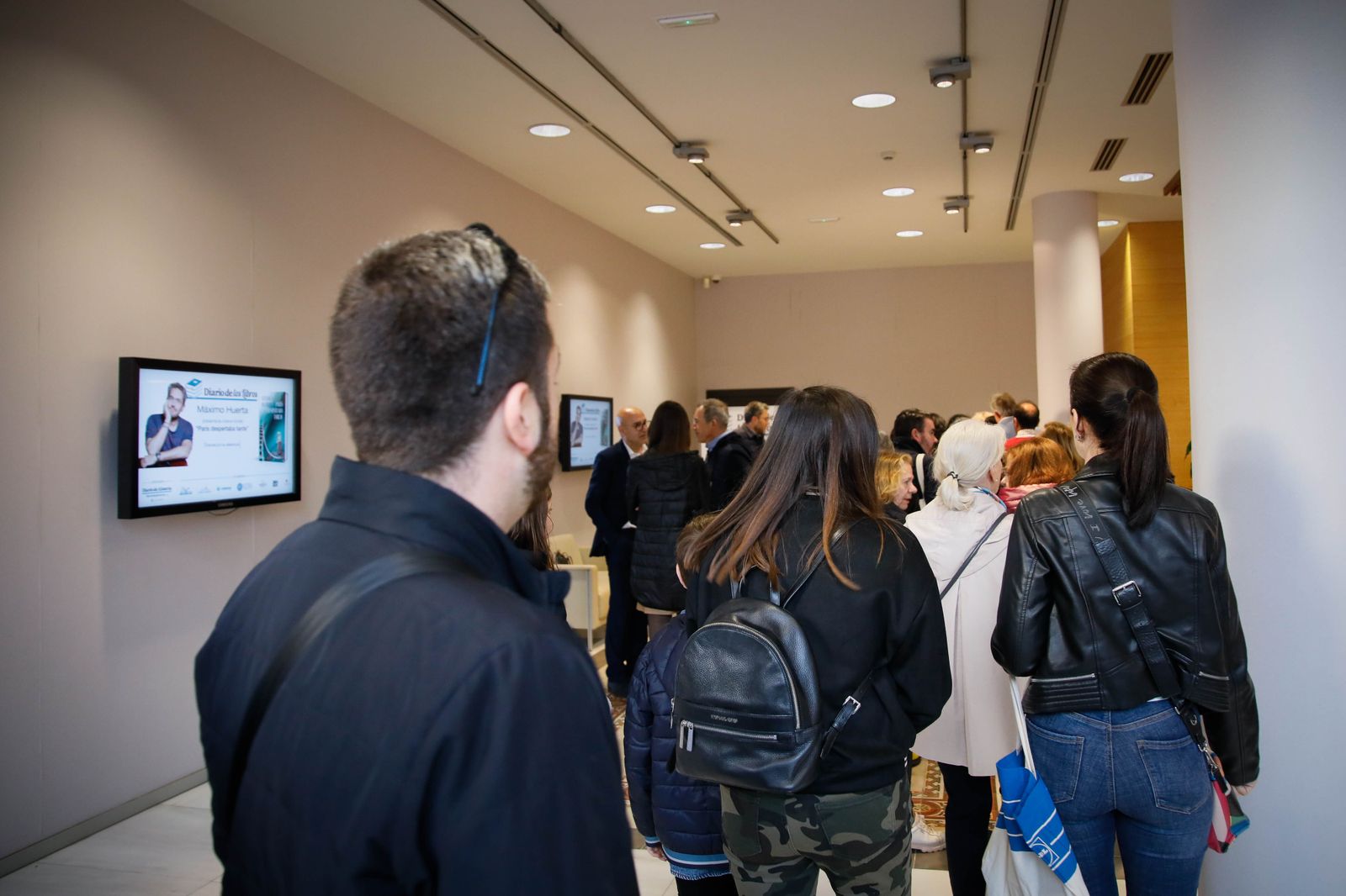 ¿Has estado en la presentación del libro de Máximo Huerta? Entra en la galería y buscate