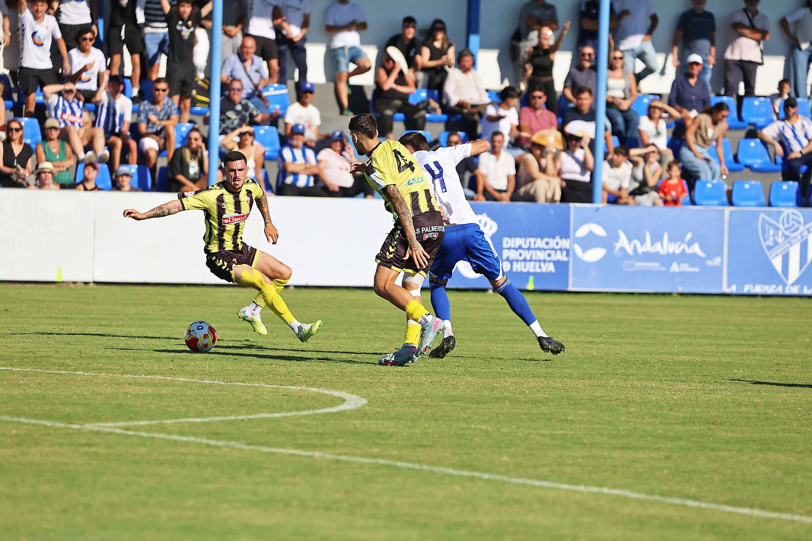Las imágenes del Atlético Onubense - San Roque de Lepe