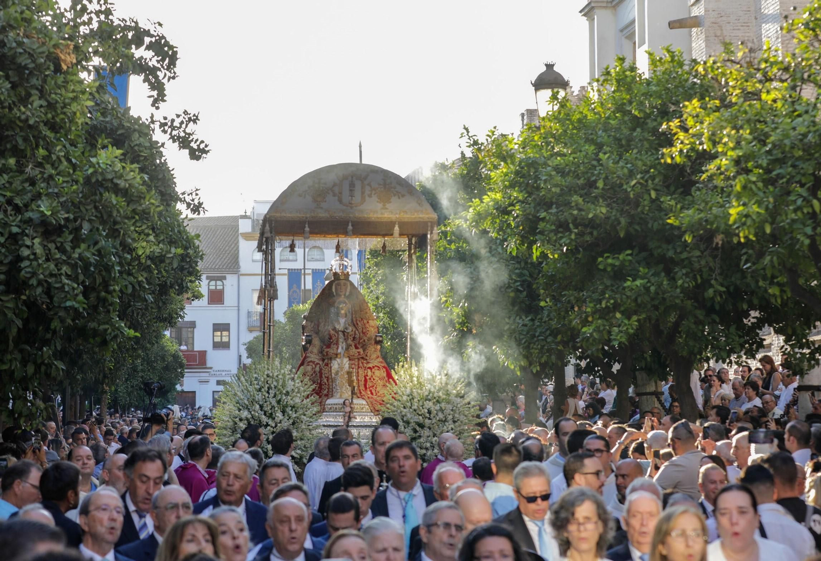 La Virgen de los Reyes en la procesión del 15 de agosto.
