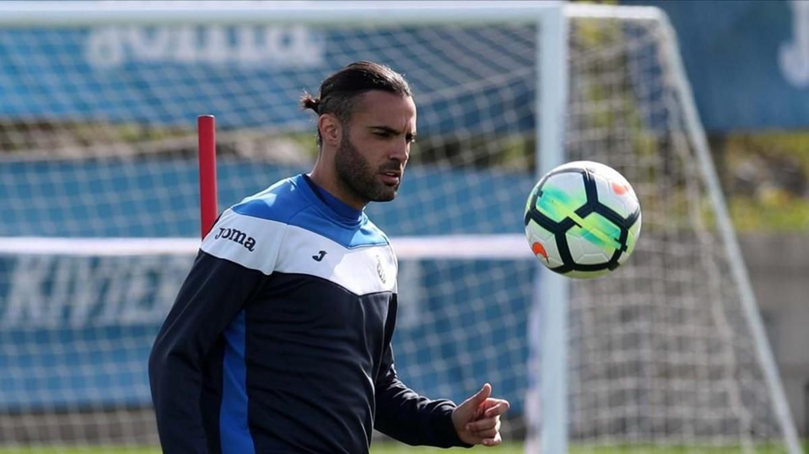 Sergio Sánchez, en un entrenamiento con el Espanyol.