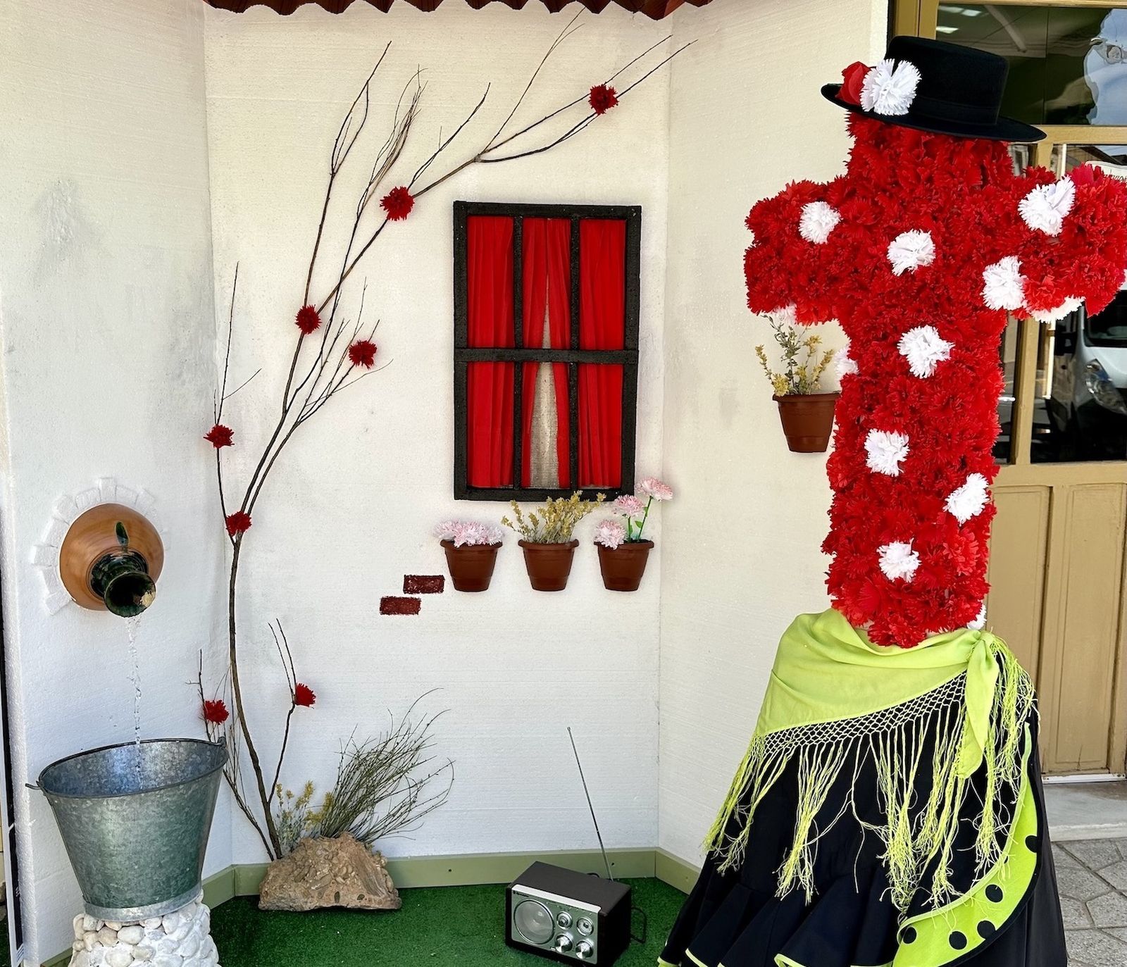 Una de las cruces de mayo de Tabernas.