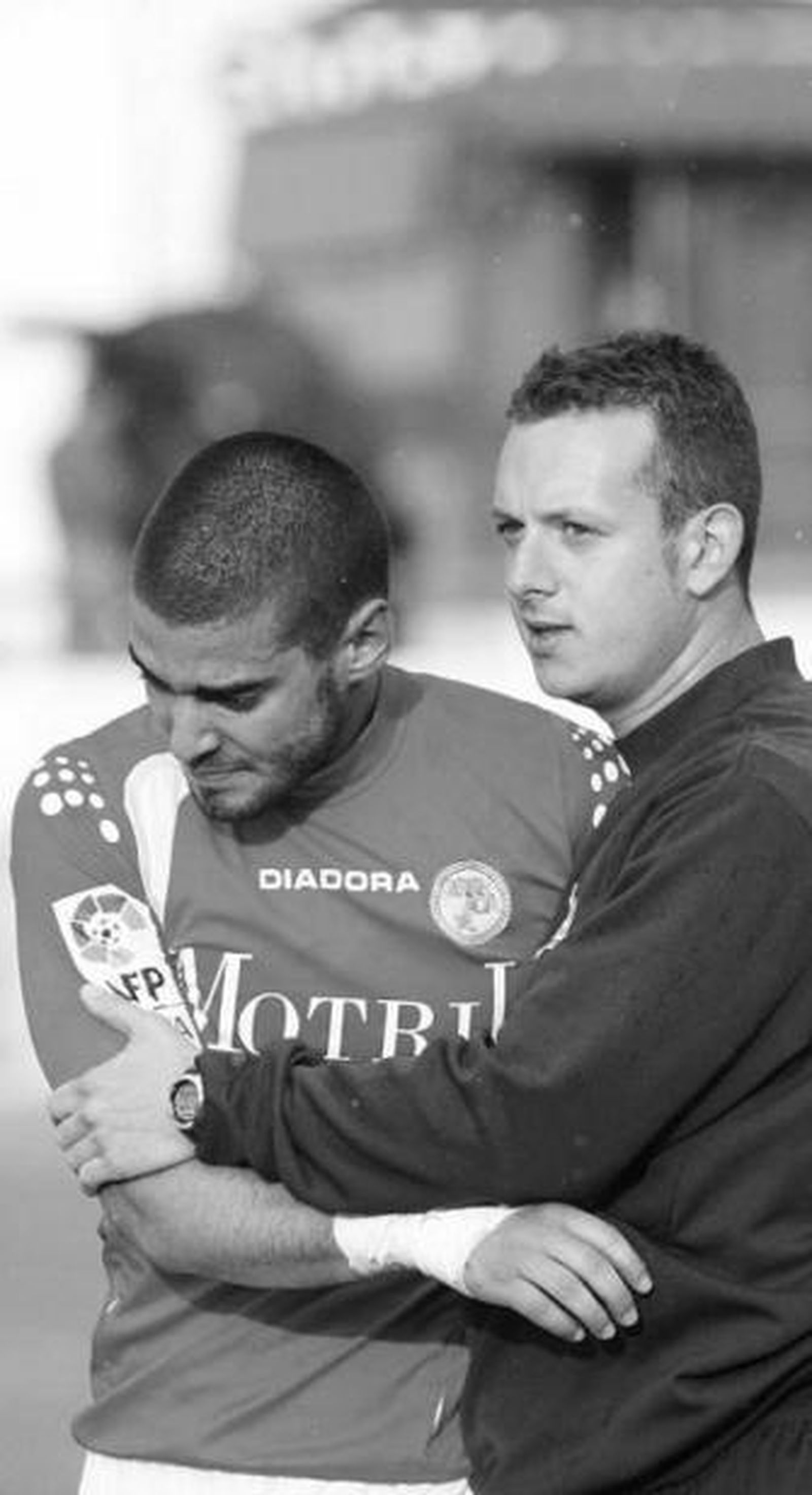 Martí Crespí llora al final del partido.