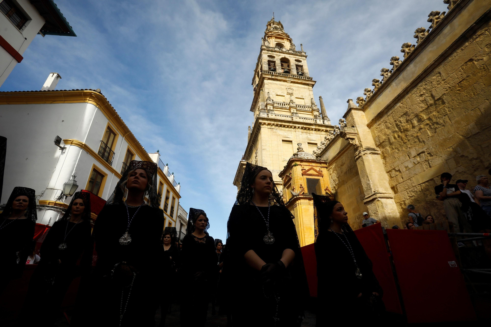 Martes Santo en Córdoba: procesión de la Hermandad de la Agonía