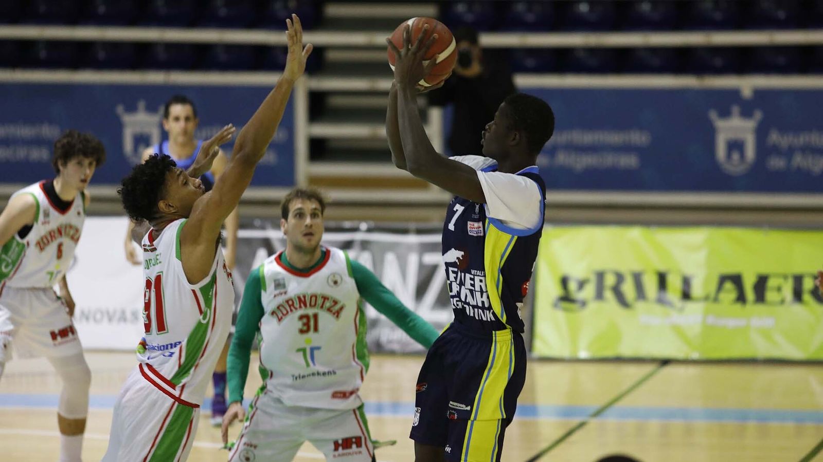 Las fotos de Udea Algeciras-Zornotza