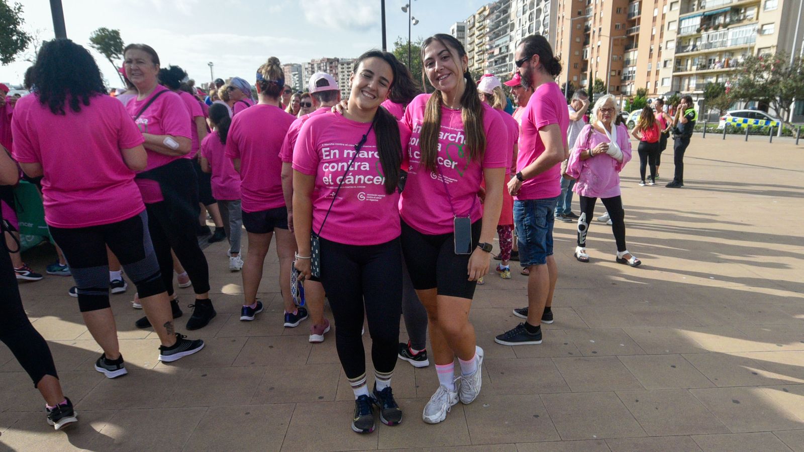 Las fotos de la Marcha contra el cáncer de mama en Algeciras