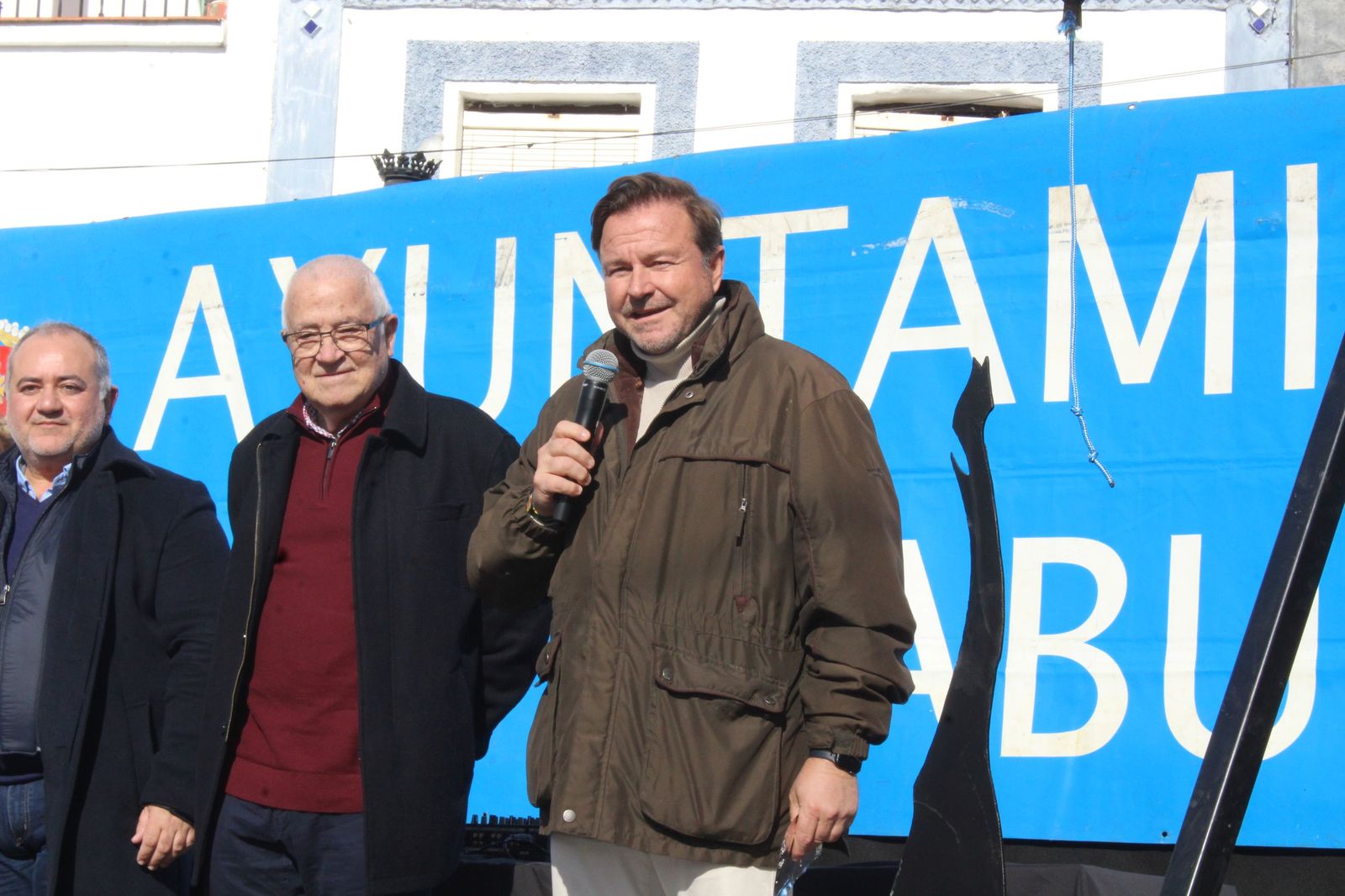 Fotografías de cómo son las Precampanadas de Jabugo con 12 lonchas de jamón