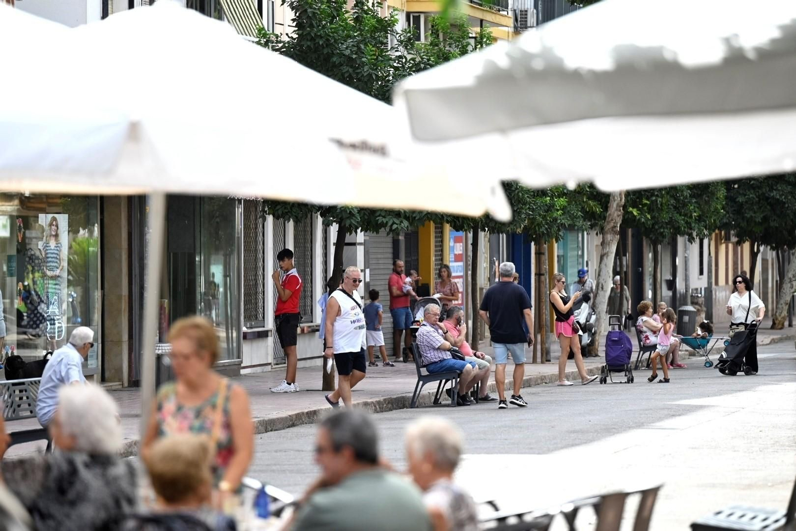 El último día de agosto en el barrio cordobés de La Viñuela, en imágenes