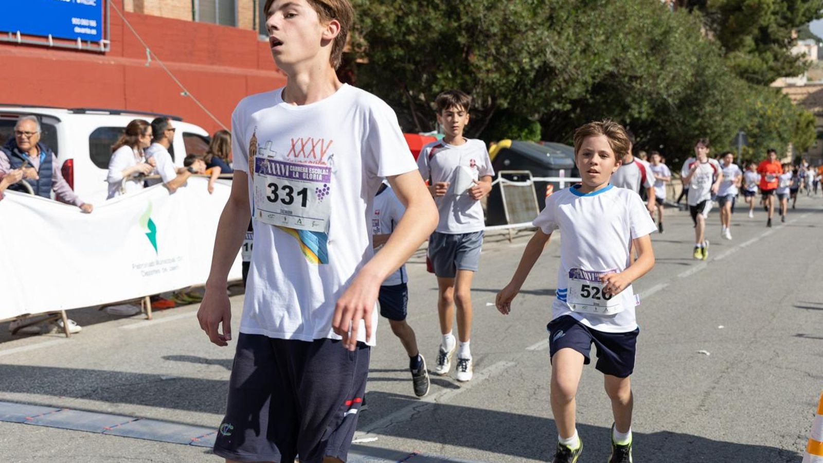 La carrera escolar de “La Gloria” que aúna inclusión y solidaridad, en imágenes
