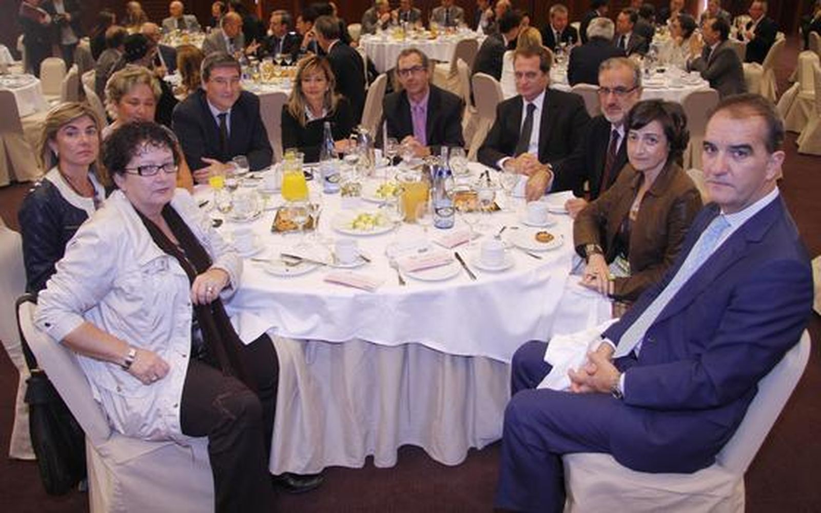 María Pilar Jiménez, Elena Marín, Pilar Triguero, Miguel Ángel Serrano, Aurelia Alcazaba, Manuel Gutiérrez, Manuel Prieto, Emilio Iguaz, Teresa Varón y José Luis García del Pueyo.

Foto: Juan Carlos V?uez / Victoria Hidalgo