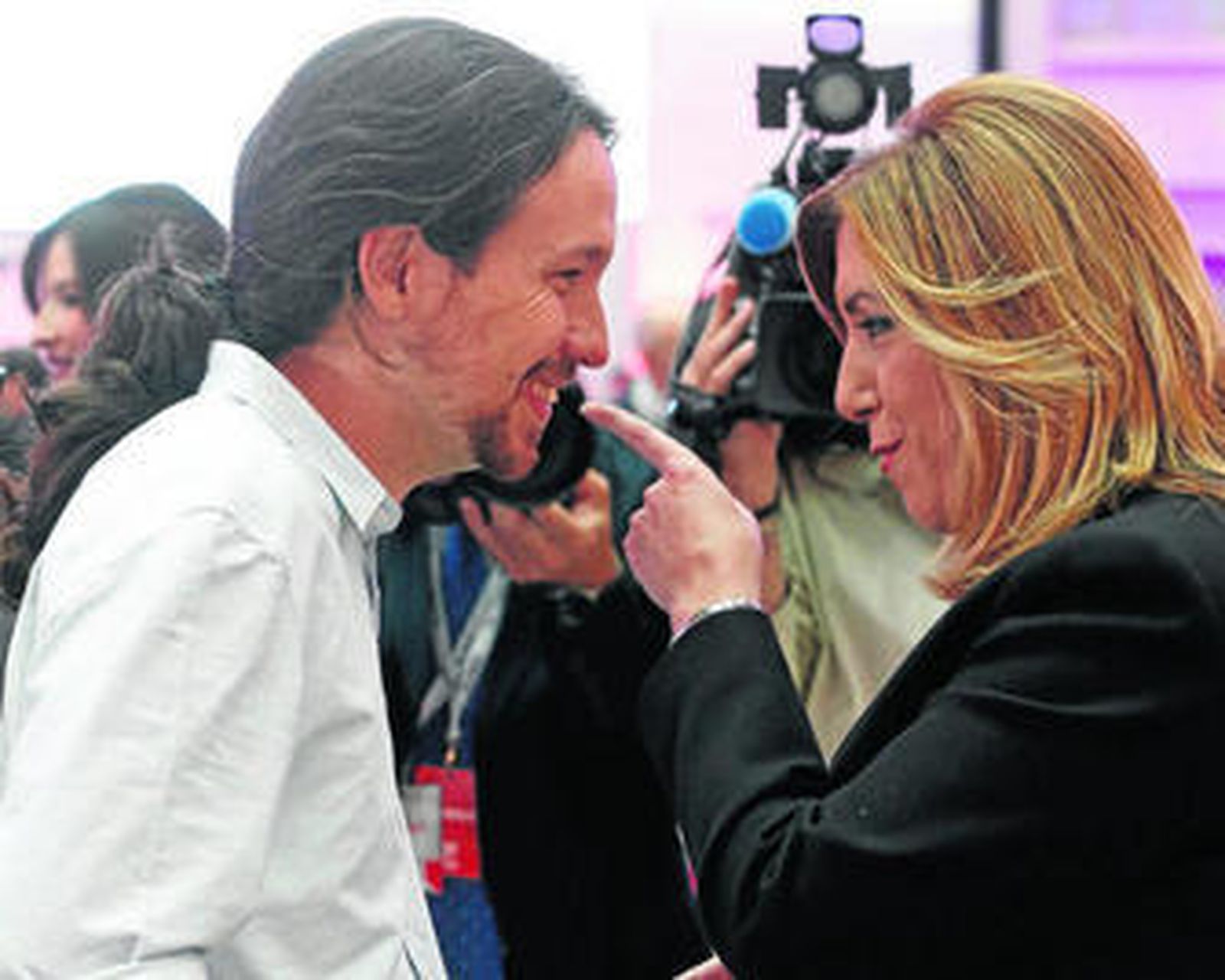 Pablo Iglesias y Susana Díaz, el pasado jueves en la entrega de los Premios Ortega y Gasset.