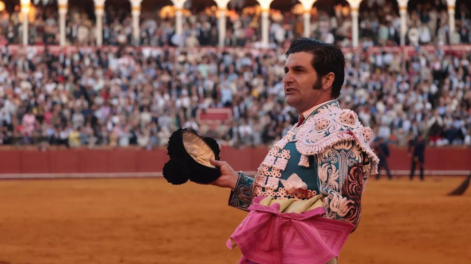 Morante de la Puebla tras lidiar al cuarto de la tarde en la Maestranza este lunes.