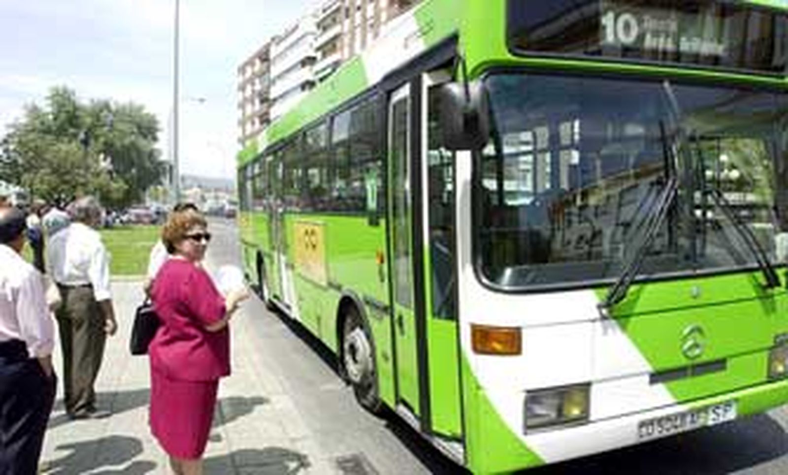 Aucorsa cambiará toda la red de líneas para ganar cuatro millones de viajeros