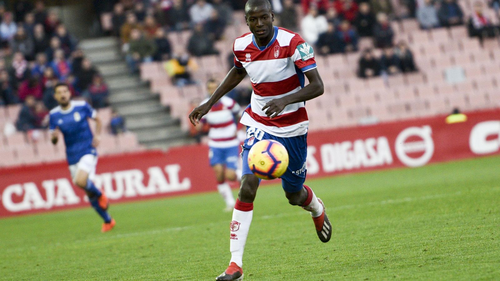 El colombiano no tiene claro su futuro como jugador del Granada CF.