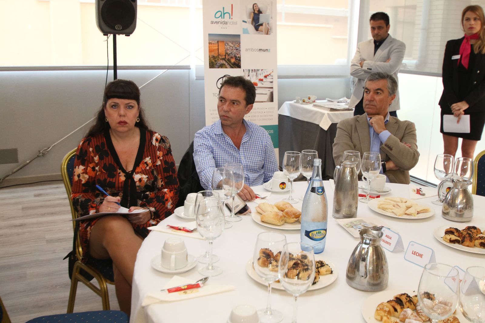 Las imágenes del Foro con el presidente de CEHAT